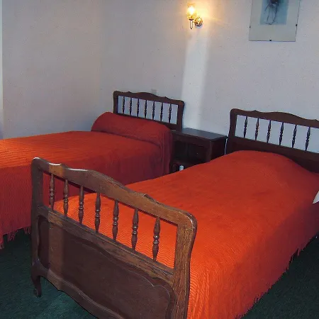 La Vie En Rose Hotel