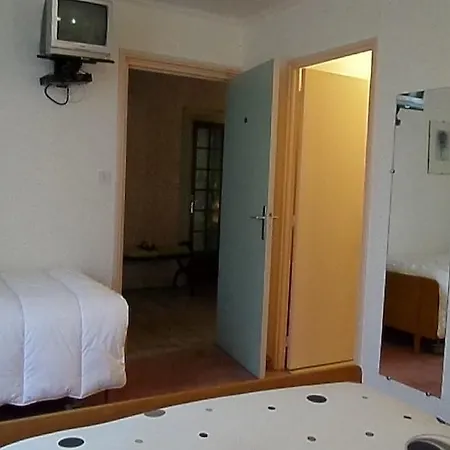La Vie En Rose Hotel 3*